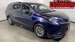 2023 Toyota Sienna XLE