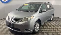 2017 Toyota Sienna LE 7-Passenger