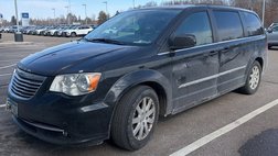 2016 Chrysler Town and Country Touring