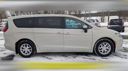 2017 Chrysler Pacifica LX