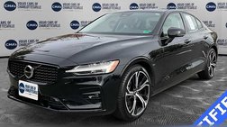 2024 Volvo S60 B5 Core Dark Theme