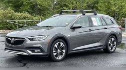 2018 Buick Regal TourX Essence