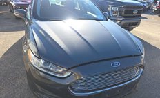 2016 Ford Fusion Hybrid SE