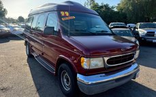 1999 Ford Econoline Cargo Van E-150