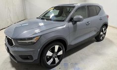 2020 Volvo XC40 T5 Momentum