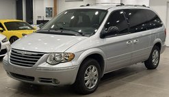 2005 Chrysler Town and Country Limited