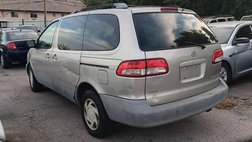 2001 Toyota Sienna LE
