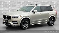 2017 Volvo XC90 T6 Momentum
