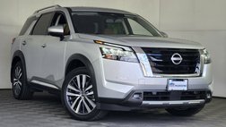 2022 Nissan Pathfinder Platinum