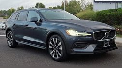 2022 Volvo V60 Cross Country T5