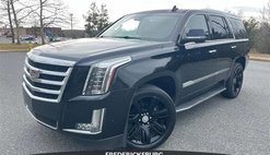 2017 Cadillac Escalade Luxury
