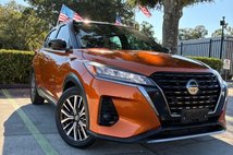 2021 Nissan Kicks SR