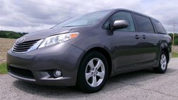 2016 Toyota Sienna LE 8-Passenger