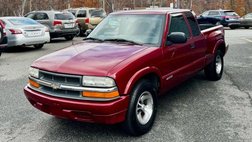 2000 Chevrolet S-10 Base