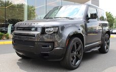 2025 Land Rover Defender 90 V8