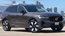 2024 Volvo XC60 Recharge T8 Ultimate Dark Theme
