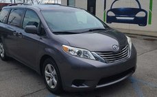 2016 Toyota Sienna LE