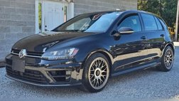 2017 Volkswagen Golf R 4Motion