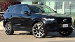 2023 Volvo XC90 Recharge T8 Plus Dark Theme