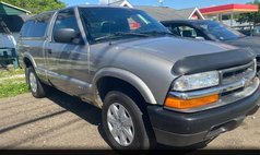 2002 Chevrolet S-10 LS