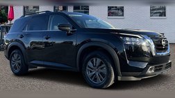 2023 Nissan Pathfinder SV