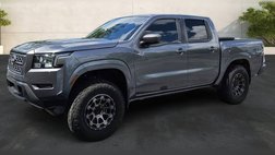 2023 Nissan Frontier SV
