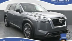 2025 Nissan Pathfinder S