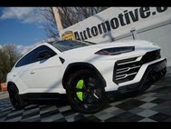 2022 Lamborghini Urus Base