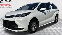 2025 Toyota Sienna XLE 8-Passenger
