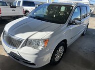 2015 Chrysler Town and Country Limited Platinum