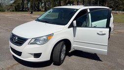 2012 Volkswagen Routan SE