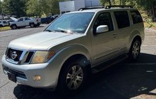 2010 Nissan Pathfinder SE