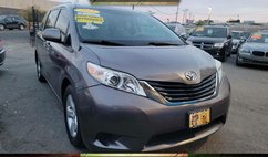 2012 Toyota Sienna LE 8-Passenger