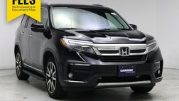 2021 Honda Pilot Touring w/Rear Captain's Chairs