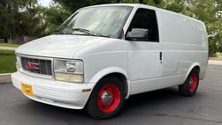 2001 GMC Safari SL