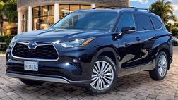 2023 Toyota Highlander Hybrid Platinum