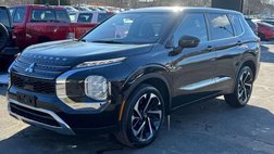 2022 Mitsubishi Outlander ES