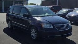 2014 Chrysler Town and Country Touring