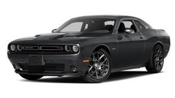 2017 Dodge Challenger R/T Shaker
