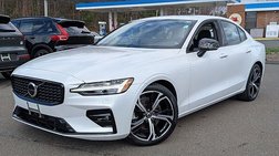 2023 Volvo S60 B5 Core Dark Theme