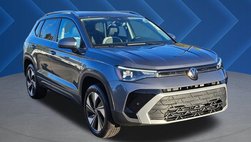 2025 Volkswagen Taos SE 4Motion