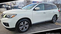 2017 Nissan Pathfinder SV