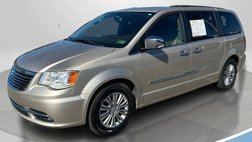 2016 Chrysler Town and Country Touring-L Anniversary Edition