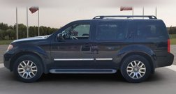 2011 Nissan Pathfinder LE
