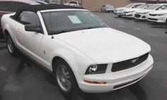 2005 Ford Mustang V6 Deluxe
