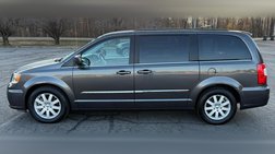 2015 Chrysler Town and Country Touring