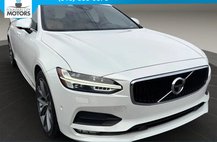 2019 Volvo S90 T6 Momentum