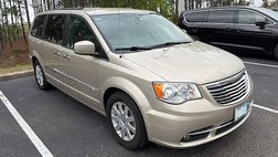 2015 Chrysler Town and Country Touring