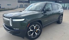 2024 Rivian R1S Adventure