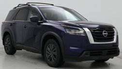 2023 Nissan Pathfinder SV